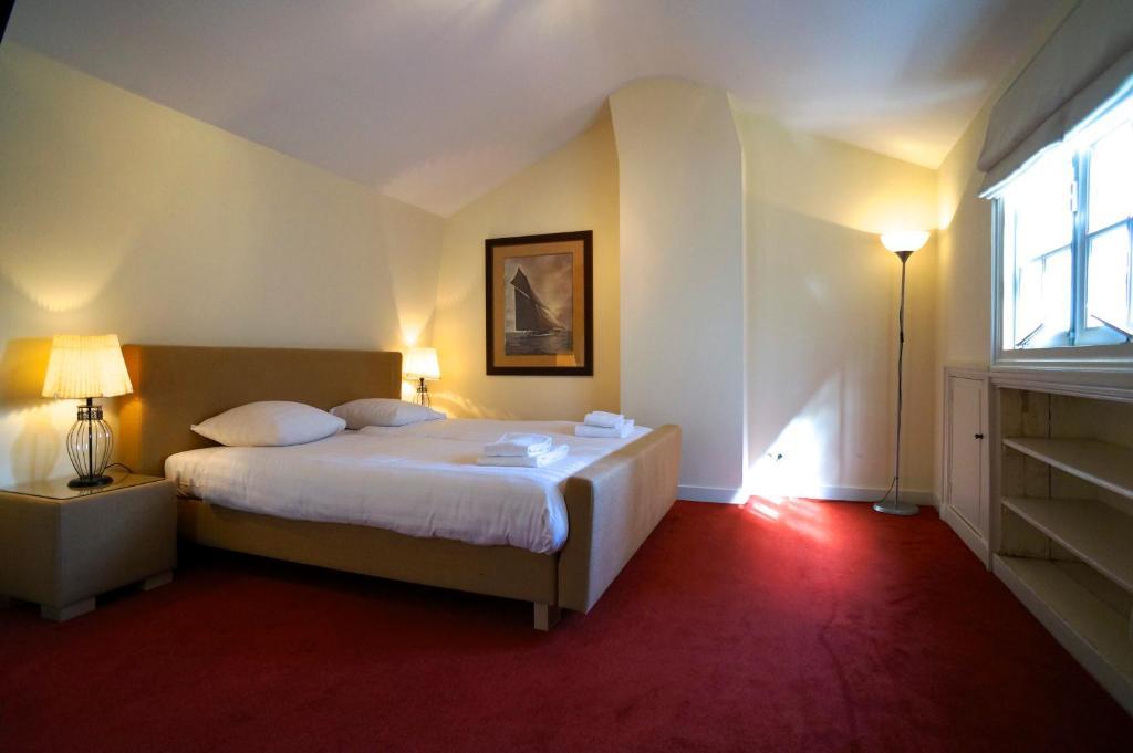 Stayci Serviced Noordeinde * Den Haag